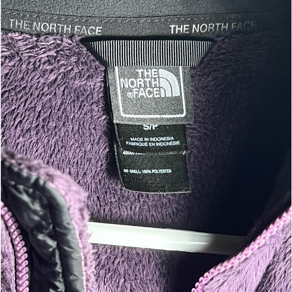 The North face Plum Fleece Jacket 💜 - Picture 2 of 4